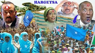 FARXAD Shacabka Hargeysa oo Calanka Somalia Qaatay Kacdoon Culus Dhabarjabinta Muuse BiixiXOG [upl. by Haslett400]