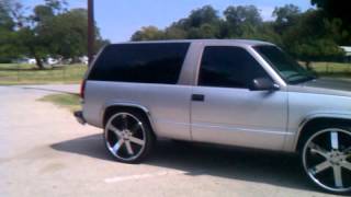 2 door tahoe on 26s [upl. by Giuditta]