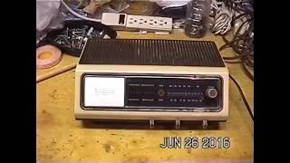 1974 Zenith F420W2 clockless clock radio [upl. by Deirdre610]