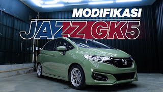 201520 HONDA FITJAZZ  Tail light  Tail lamp Removal amp Install  Includes POV Version [upl. by Kenton493]