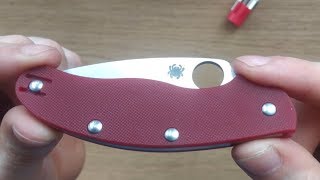 Spyderco UKPK Heinnie Haynes first impressions amp disassembly [upl. by Uticas]