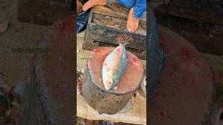 How To Cut A Big Hilsa ilish Fish with Egg By Expert Fish Cutter 😧😦 shorts [upl. by Pytlik]