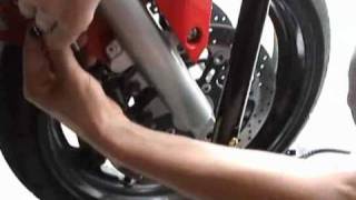 Selfbike  montage de durites quotaviaquot sur SVN 650 partie 22 [upl. by Nnylassej]