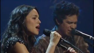 Norah Jones feat M Ward Blue Bayou Live in Austin [upl. by Amitarp315]