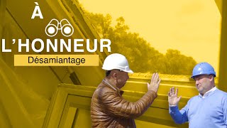 Comment se déroule une rénovation de toiture avec désamiantage  Geert visite un chantier à Gistel [upl. by Zorah]