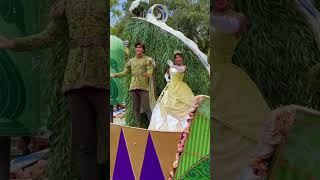 Tiana From The Princess amp The Frog  Disney Parade  magickingdom [upl. by Heinrike]