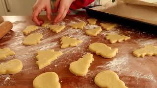 Biscuits de Noël  Recette Bredele  Biscuits Sablés  Butterbredele  Bredele Alsacien 👍🔝🎄 [upl. by Elburr]