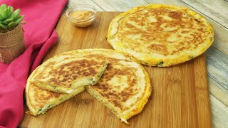 Piadina ripiena di frittata la ricetta sfiziosa pronta in pochi minuti [upl. by Maleen]