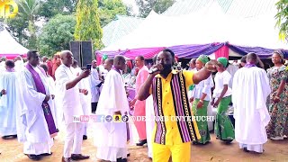 De Lamb Onyebuchi live at Late Hon Nwiboko OnweOgahs burial [upl. by Auot]