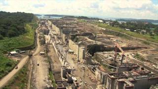 Desde el aire la Ampliación del Canal de Panamá en el Atlántico [upl. by Yrtsed]