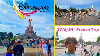 Disneyland Paris Vlog  A Million Splashes of Colour 27624 [upl. by Seagrave]