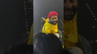 Handshake Moment 🤝🤩  Arijit Singh Judai Live in Birmingham [upl. by Kinnard624]