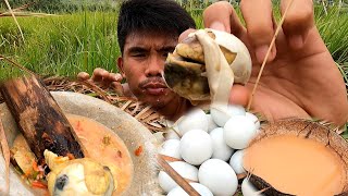 Mukbang Balut with Spicy Sauce Eating Delicious Boy Tapang🔥🌶️🥵 [upl. by Zales]