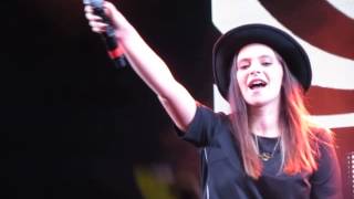 Lamore esiste  Francesca Michielin live [upl. by Trilbi]