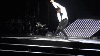 Usher tribute to Michael Jackson [upl. by Notsuh]