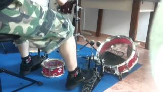 Brutal Death drummer VS Mini drum kit [upl. by Hodge]