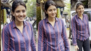 Kacha Badam Song DANCE fame Anjali Arora gets spotted at Lokhandwala Bought Dog Foods [upl. by Atinnod]