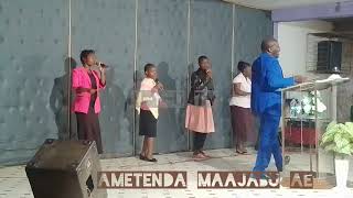 AMETENDA MAAJABU HUYU YESU WETU [upl. by Burman910]