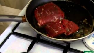 Filets de boeuf sauce Roquefort [upl. by Kentiggerma410]