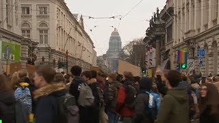 De Arteveldehogeschool spijbelen voor het klimaat [upl. by Manvell879]