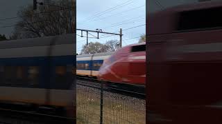 Thalys komt SLT tegen op oud station Lisse [upl. by Ilatfan]