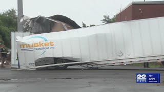 Amtrak train traveling from Springfield collides into tractortrailer in North Haven [upl. by Joscelin]