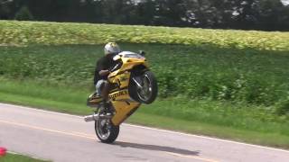 PRACTICE WHEELIES ON MY GSXR 750 [upl. by Gib]