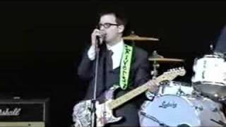 Weezer  Buddy Holly live in Japan  Amazing [upl. by Dempster]