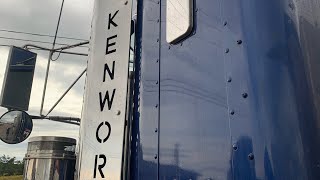 Kenworth ISX Cummins Straight Pipe [upl. by Nagorb]