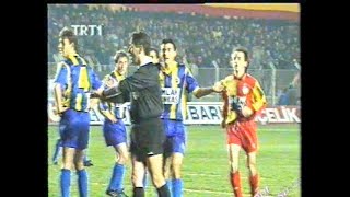 Galatasaray 21 Fenerbahçe 12031994 Şampiyonluğu getiren maç [upl. by Anerehs]