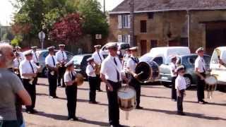 Les Fanfares font leur festival à Vivier au court le 8 juin 2014 [upl. by Eveiveneg]