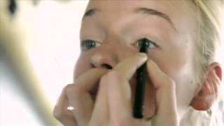 Clarins كلارنس  Three Dot Eyeliner Touch  Paris Gallery باريس غاليري [upl. by Llehcear]