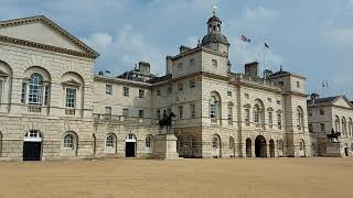 Whitehall Palace London  기마병 페레이드가 펼쳐지는 런던화이트홀팰리스 [upl. by Nayb]