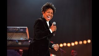 Gladys Knight  Baby Dont Change Your Mind Proms in Hyde Park 2018 [upl. by Haelahk492]