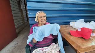 Alguien nos mandó estos regalos con la abuelita Esperanza 😳💝 nos los medimos😱 [upl. by Annaer]