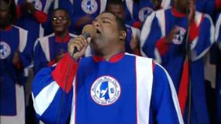 The Mississippi Mass Choir  When Praises Go Up [upl. by Aikam]