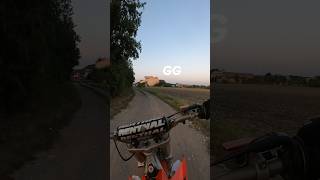 🔵🔴 POLICE CLOSE CALL 🔵🔴 enduro moto motocross closecall funny lol gg ff [upl. by Rhea]