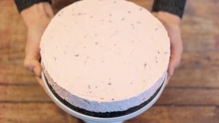 Holiday Peppermint Cheesecake No Bake [upl. by Schellens94]