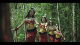 TARI KREASI DAYAK KALIMANTAN BARAT BY NELLY EONNI [upl. by Hares]