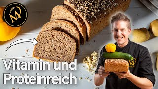 Quinoa Gemüsebrot  Gesundes Vollkornbrot mit viel Vitaminen und Proteinen [upl. by Roee]