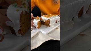 Veganer Karottenkuchen  Rezept für Carrot Cake [upl. by Nahtanoj917]