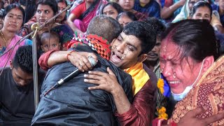 কীর্তন চলা অবস্থায় মাথায় বারি মারলো  শেষটা কল্পনার বাইরে  কীর্তনীয়া দেবাশীষ দাস  debasish kirtan [upl. by Gino]