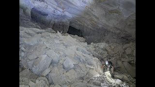 An Abandoned Uranium Mine With MASSIVE Stopes [upl. by Aham]