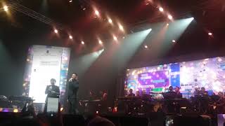 Arsy Widianto amp Hedi Yunus  Suratku Konser Inspirasi Cinta Yovie [upl. by Anenahs521]