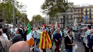 Barcelonas Green amp White  Celtic fans warming up  Plaça de Catalunya 23102012 HD [upl. by Goldarina]