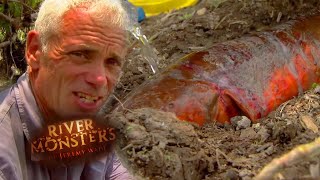 Catching A Giant Electric Eel With Rubber Gloves  EEL  River Monsters [upl. by Gerome]