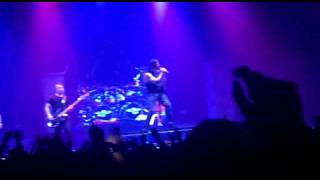 Avenged Sevenfold  A little piece of heaven  Madrid 246 2 min [upl. by Bocock]