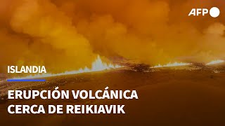 Volcán hace erupción cerca de la capital de Islandia  AFP [upl. by Airotnes]