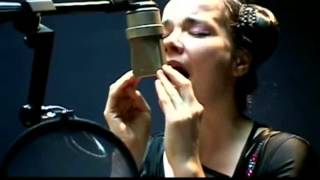 Björk  Oceania Live In Studio WideScreen [upl. by Nets]