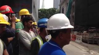 Work halted after crane collapses outside Supreme Court in Singapore [upl. by Coshow]